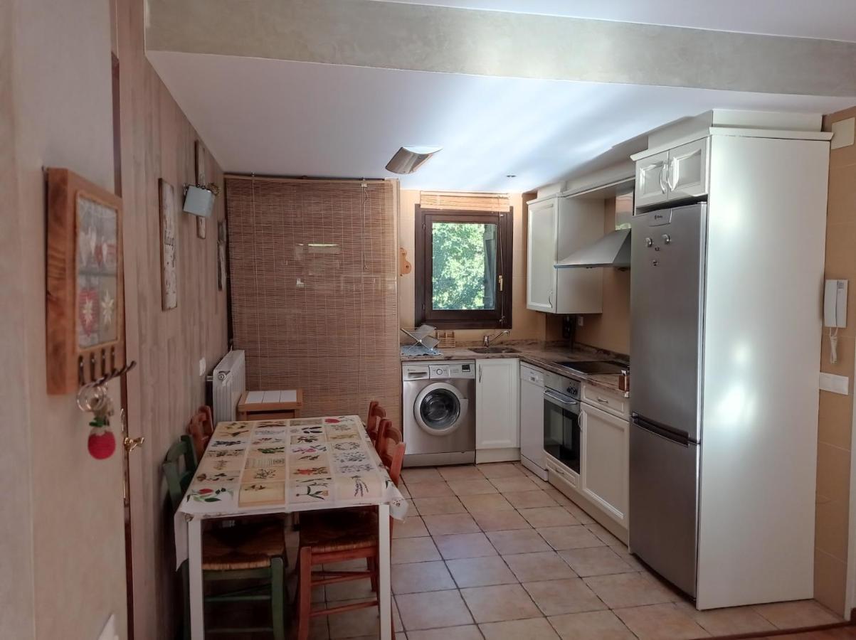 Vivienda Isabel Διαμέρισμα Sesué Εξωτερικό φωτογραφία