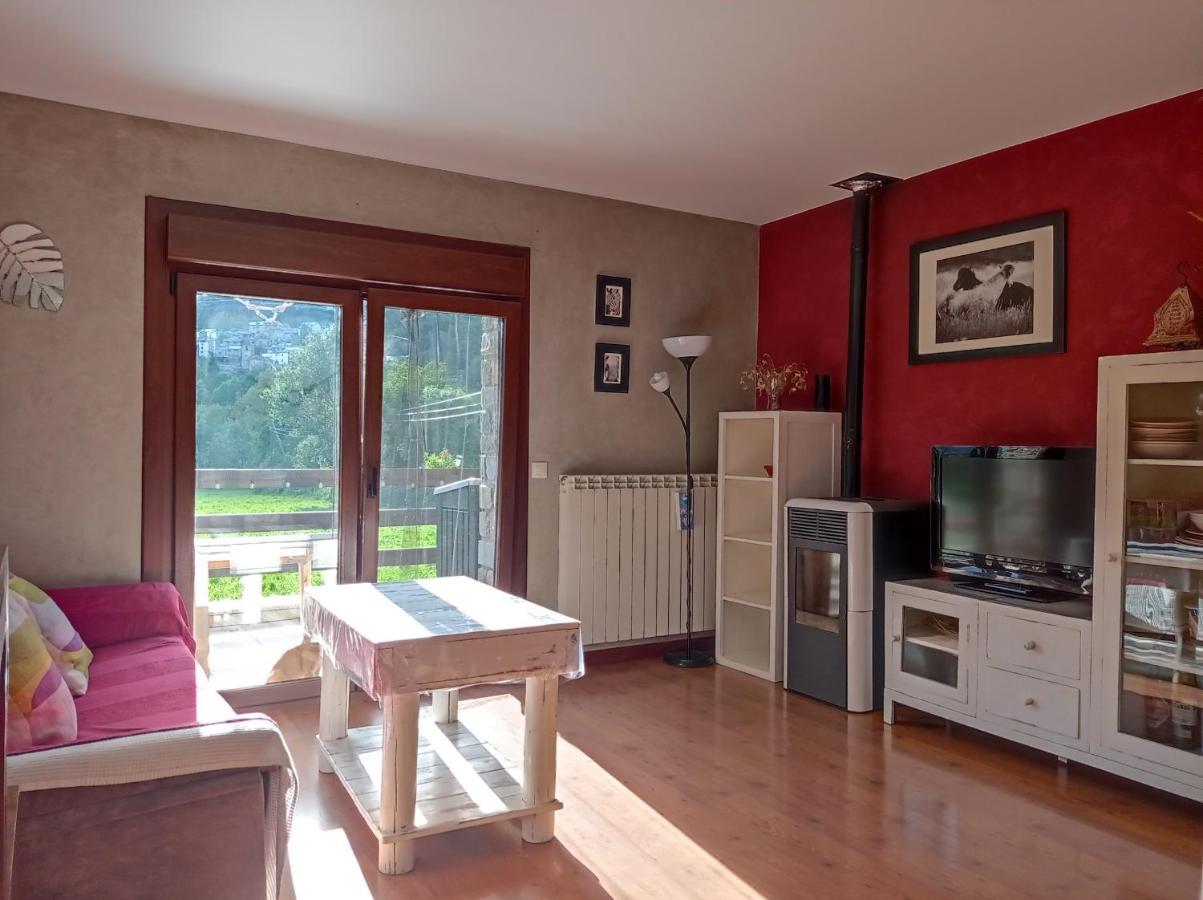 Vivienda Isabel Διαμέρισμα Sesué Εξωτερικό φωτογραφία